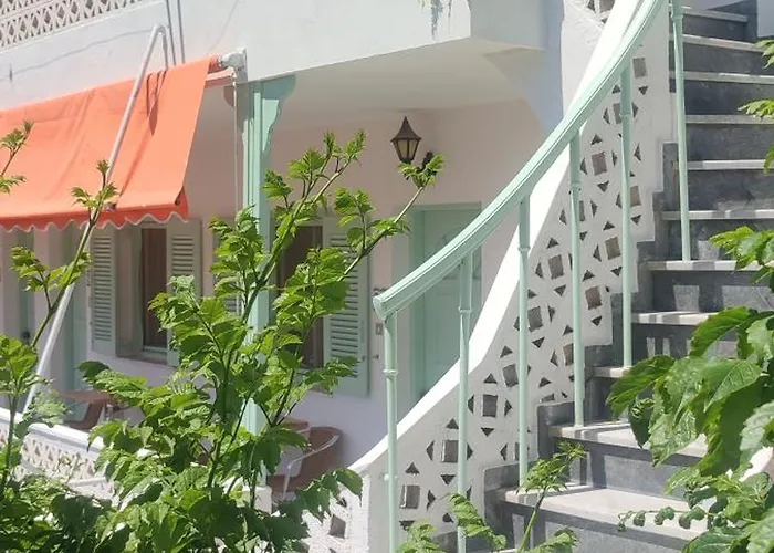 Krinelos Rooms
